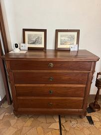 Comò in noce restaurato