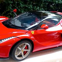 Ferrari LaFerrari Centauria scala 1:8