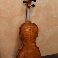 Violino artigianale