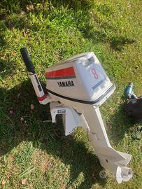 YAMAHA 8 cv