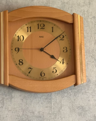 Orologio radiocontrollato di AMS Eiche