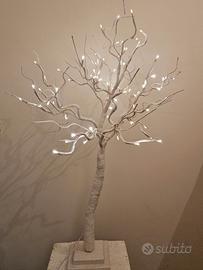 Albero di Natale bianco glitterato con luci LED