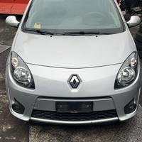ricambi usati RENAULT TWINGO anno 2009