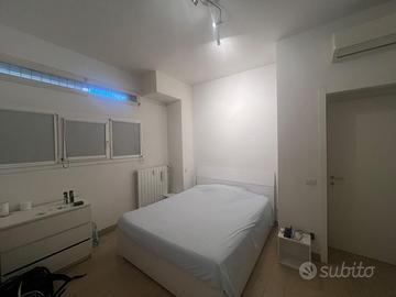 camera  per studenti e lavoratori in viale Redi