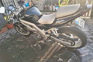Suzuki SV 650 iniezione 