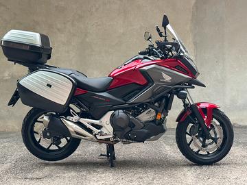 Honda NC750X DCT Travel Edition originale