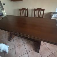 Tavola in arte povera