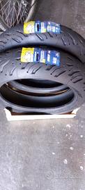 Pneumatici moto MICHELIN Road 6 - nuovi