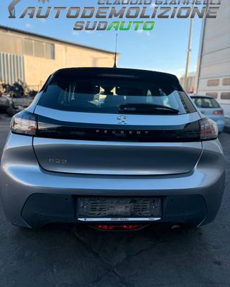 RICAMBI USATI PEUGEOT 208 1.2 PURE-TECH 2022 HM05