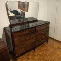 Comò con specchiera