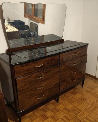 Comò con specchiera