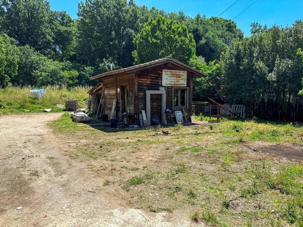 Terreno di 1300 m² a Trevignano Romano - Altro