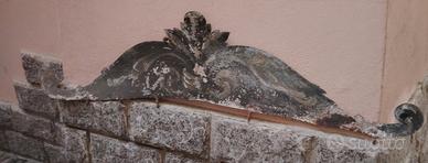antica insegna decorata