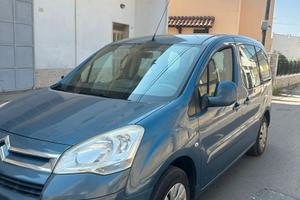 Citroen berlingo 2011 1.6 benz