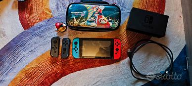 Nintendo switch+amiibo