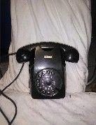 Telefono nero vecchio