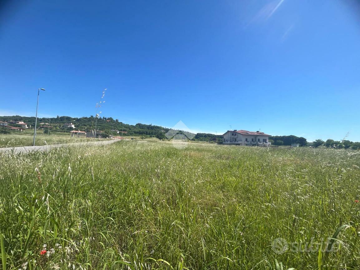 TER. RESIDENZIALE A CAVRIANA - Vista 3