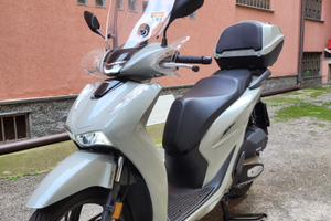 Honda SH 150 - Soli 1450 km