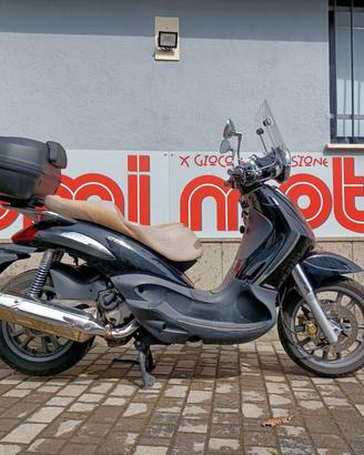 Piaggio Beverly 500
