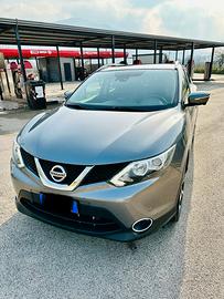 Nissan qashqai tekna 1.5 110cv
