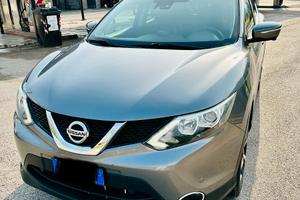 Nissan qashqai tekna 1.5 110cv