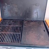 barbecue da giardino con ruote e bombola 