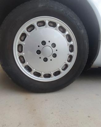 Cerchi in lega  +  Gomme 205/60 R15