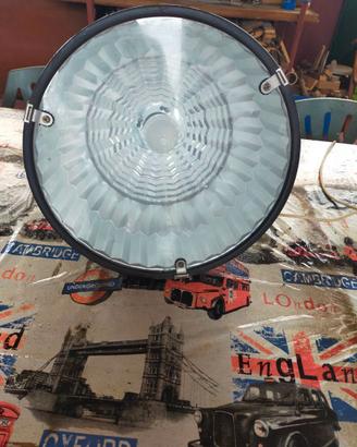 Lampade per capannone