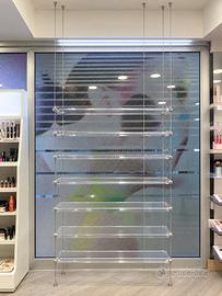 Sistema modulare sospeso EDGE – mensole espositive