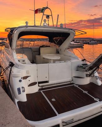 Mira 43 con 2 x Volvo Penta 300 Hp