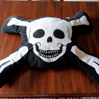 Cuscino "pirata" Skull