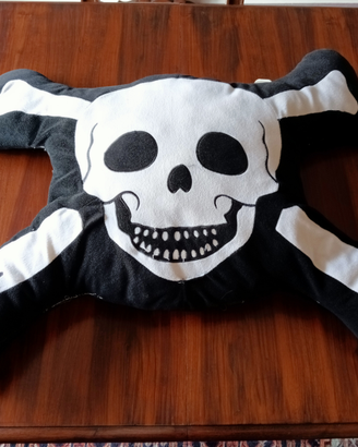 Cuscino "pirata" Skull