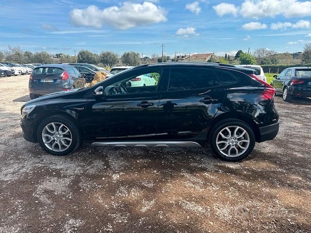 Volvo v40 cc (2012-2020) - 2018