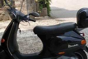 Vespa Piaggio ET2