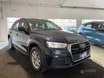 AUDI Q5 35 TDI quattro S tronic Business PROMO