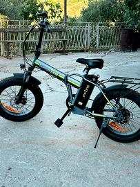 BICI ELETTRICA BOMBER ONE EMG PIEGHEVOLE