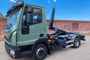 SCARRABILE NUOVO 8/10 TON CON IVECO 100 EURO 5