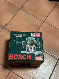 Fresa verticale Bosch POF1100AE