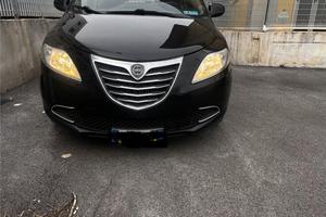 Lancia Y 1.3 MJT 16 v 95 cv 5 porte S&S gold