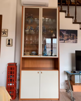 Vetrinetta e mobile