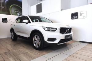 VOLVO XC40 (2017-->) - XC40 B4 AWD AUTOMATICO MOME