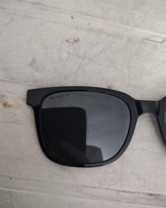 Clip nera polarizzata occhiali da vista sole Enox
