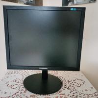Fujitsu Esprimo E5730+Monitor 
