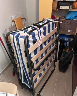 Brandina con materassino