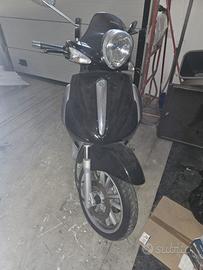 Piaggio Beverly 500 i.e.