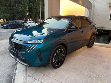 PEUGEOT 3008 Hybrid 136 e-DCS6 GT