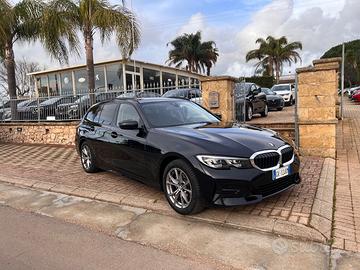 BMW 318d SPORT TOURING S-DRIVE