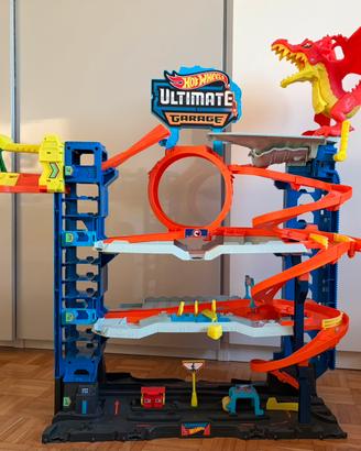 Pista Hot Wheels Ultimate Garage con Drago
