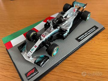 modello 1/43 Mercedes W09  2018 Lewis Hamilton.