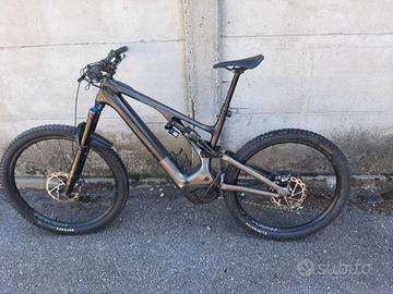 SPECIALIZED  turbo levo carbon Expert taglia S5